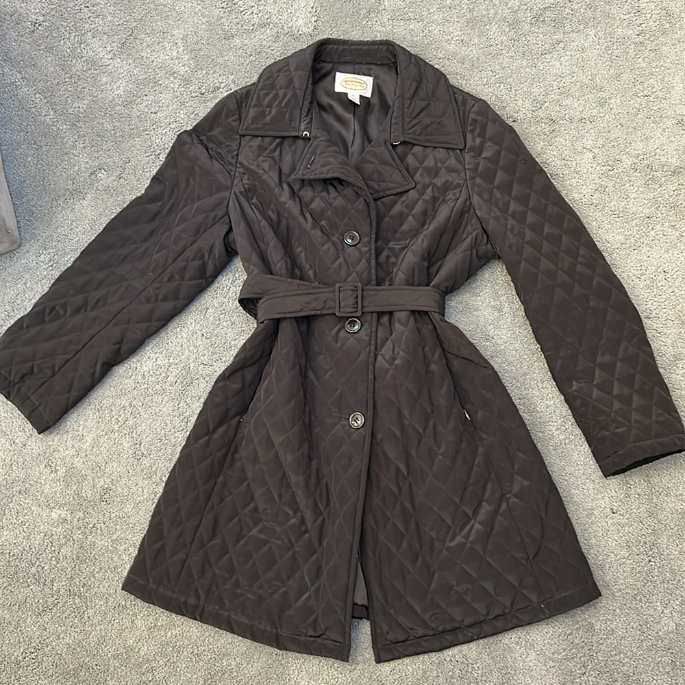 TALBOTS Black quilted lightweight coat jacket